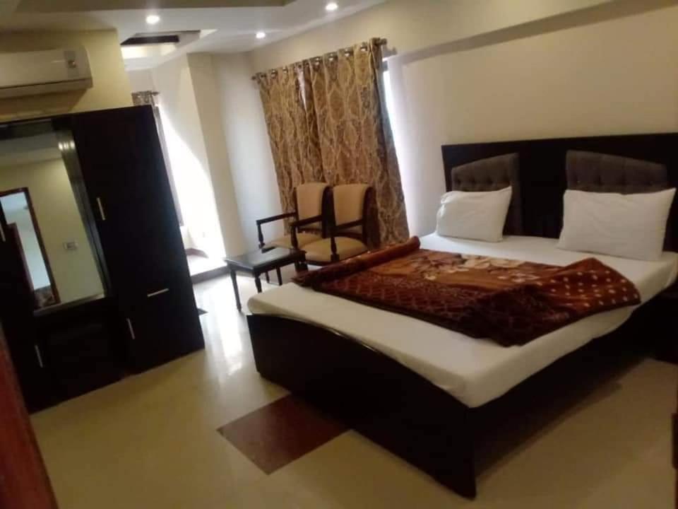 Pak Hotel İslamabad Dış mekan fotoğraf