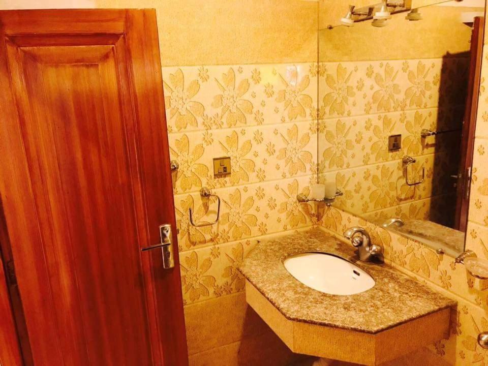 Pak Hotel İslamabad Dış mekan fotoğraf